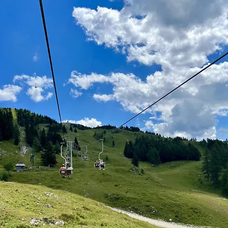 Korosica Velika Planina * Stahovica